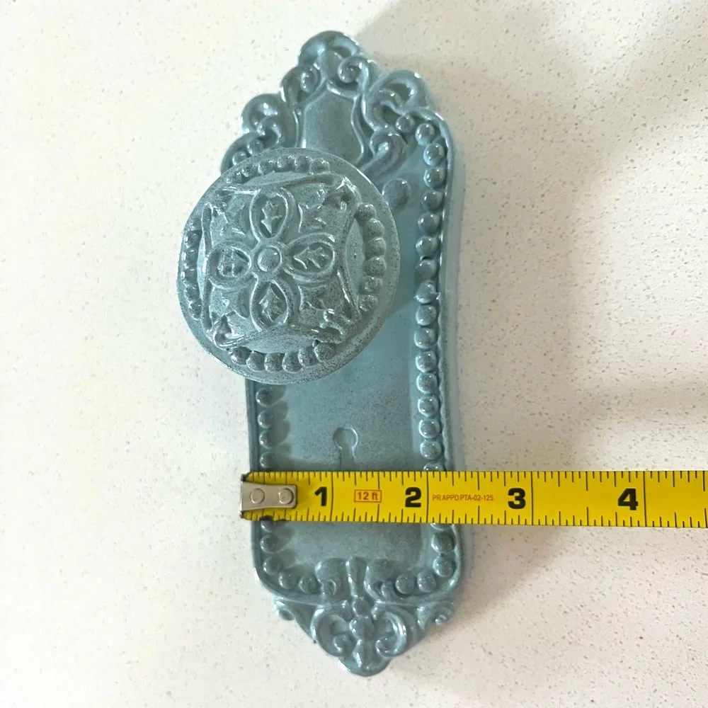 Ornate Door Knob Wall Decor Hanger Hook
